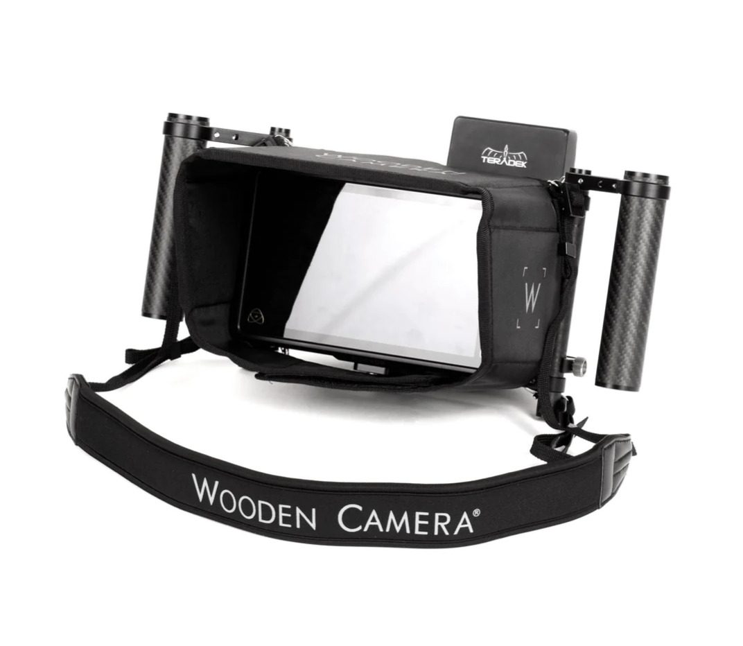 Wooden Director's Monitor Cage v3