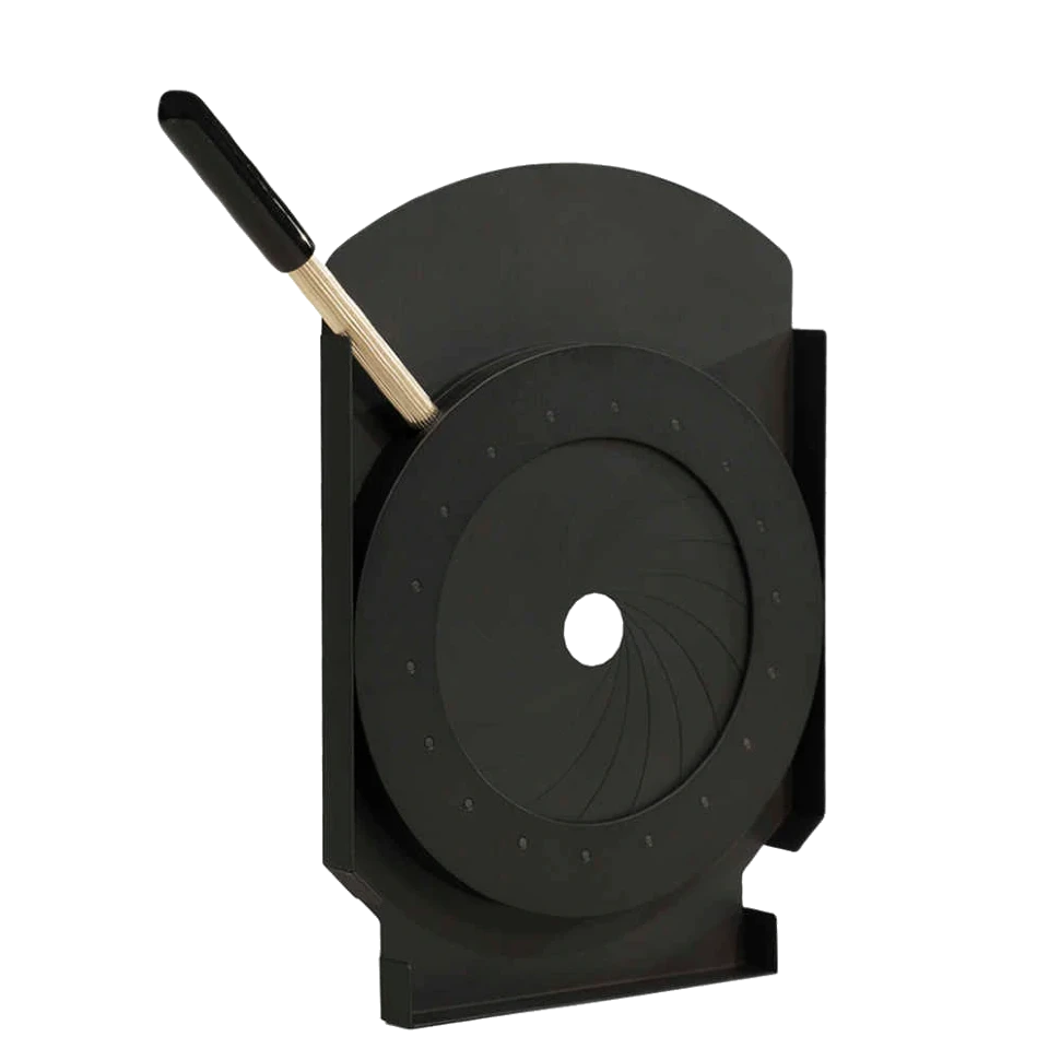 Aputure 18 Leaf Iris